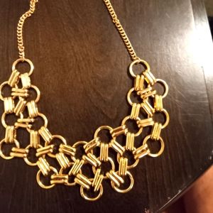 Silver,gold ,and diamond style very elegant , beautiful necklaces.